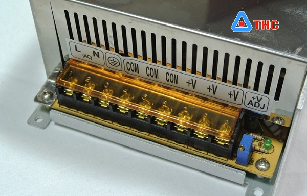 Nguồn 12V-10A\